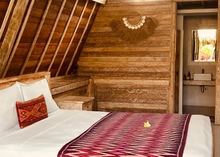 The Hideaway 4*